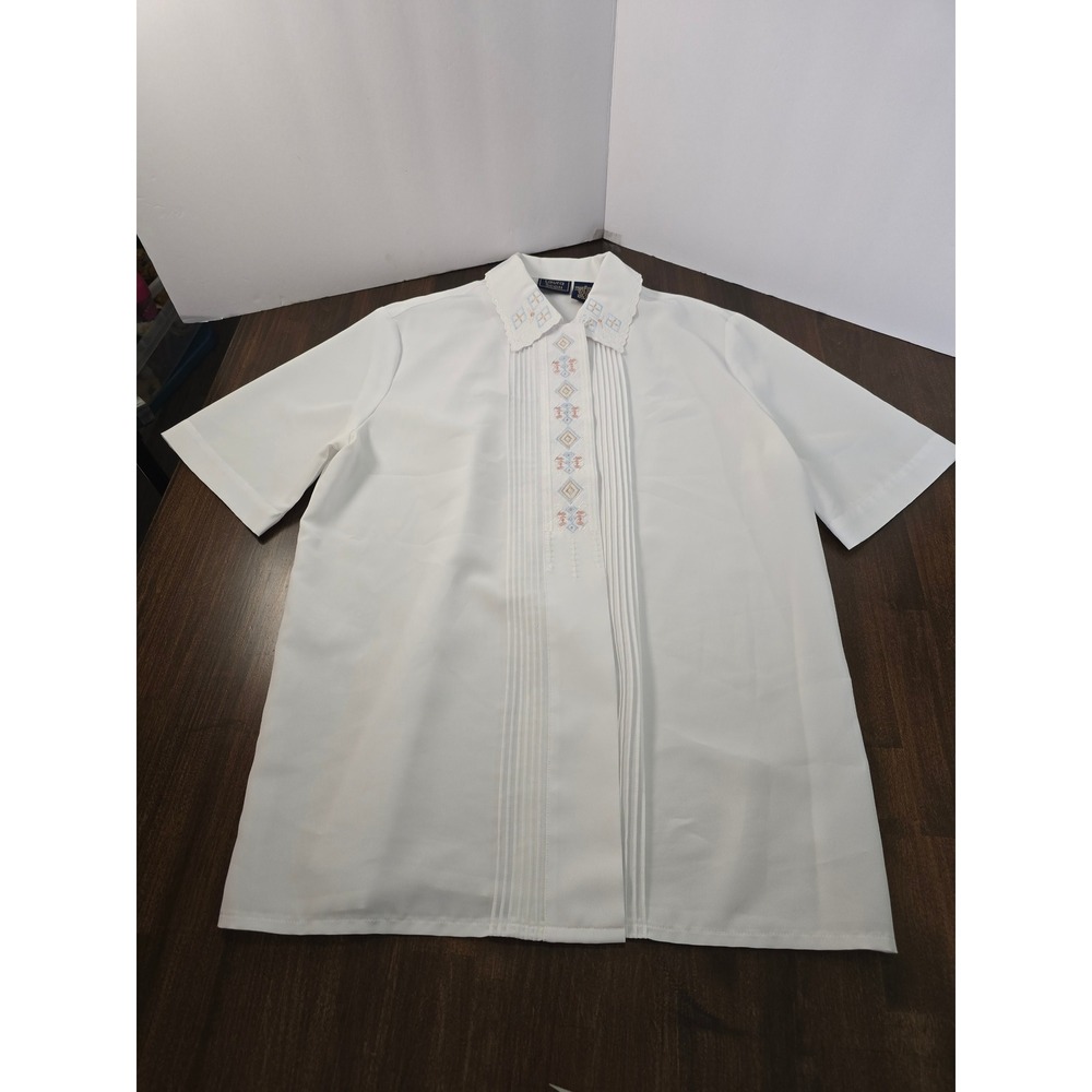 Laura Scott White Embroidered Pintuck Short Sleeve Blouse Size 8 82189